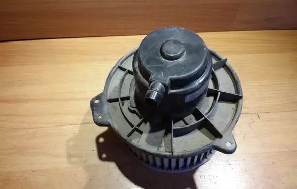 Mazda Xedos 9 Heater fan/blower HB111TA01A