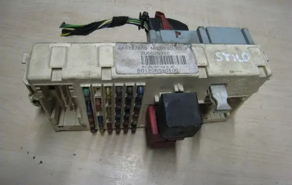 Fiat Stilo Fuse module 46797609