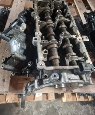 Engine head