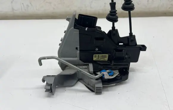 KIA Stinger Front door lock 81320J5030