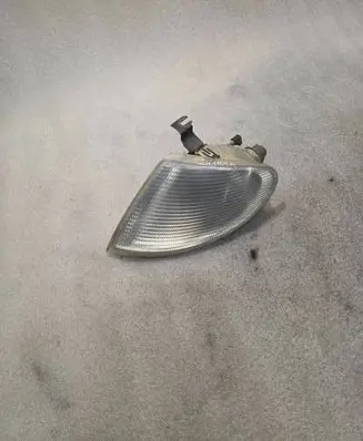 Front indicator light