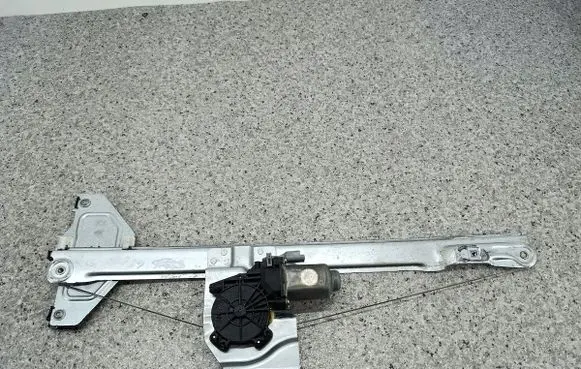 Citroen Berlingo Front door window regulator with motor
