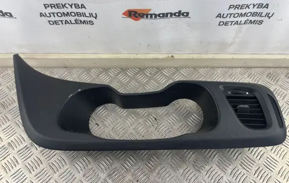 Dashboard trim