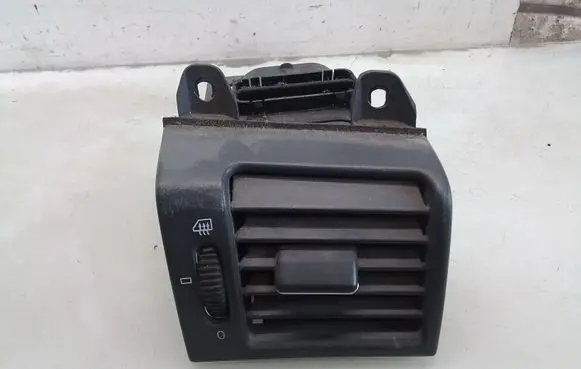 Mercedes-Benz E W210 Dashboard side air vent grill/cover trim