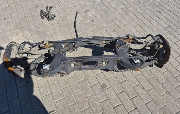 Mercedes-Benz E W212 Rear subframe A2043520514 A2043520614 A2123260665