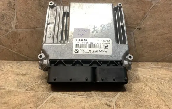 BMW 1 E81 E87 Engine control unit/module 8512500