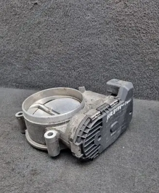 Audi RS6 C5 Throttle body valve 077133062C 0280750127