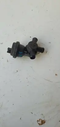 Volkswagen Amarok Valve vacuum 2H0121805A