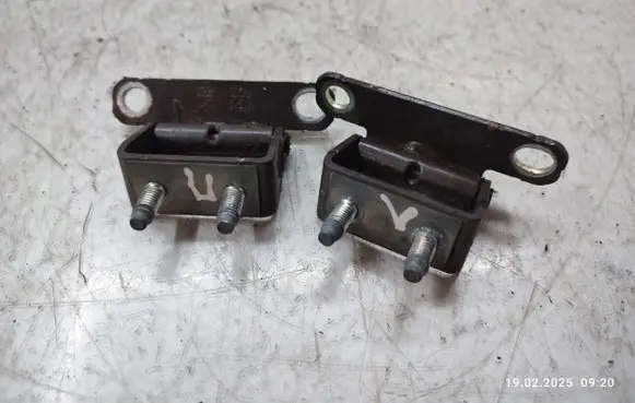 Hyundai Tucson TL Tailgate/trunk/boot hinge