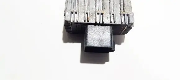 Opel Zafira A Glow plug pre-heat relay 09132691 51299008