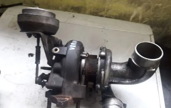 Toyota Corolla Verso AR10 Turbo