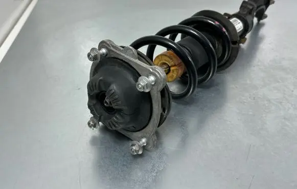 Audi A6 S6 C7 4G Front shock absorber with coil spring 4G0413031D 4G0031D E5402101