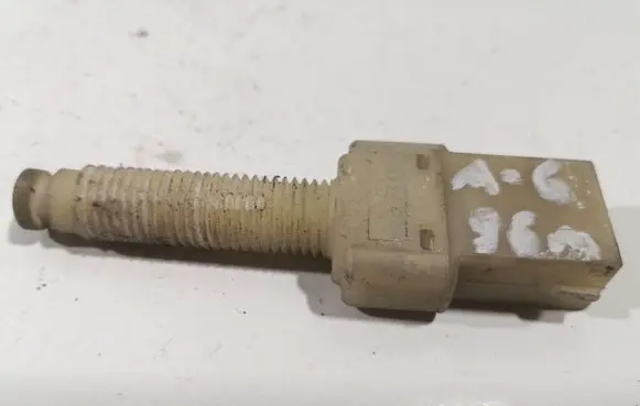 Audi A6 S6 C4 4A Brake pedal sensor switch 443945515