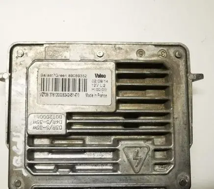 Jeep Cherokee Headlight ballast module Xenon 89089352