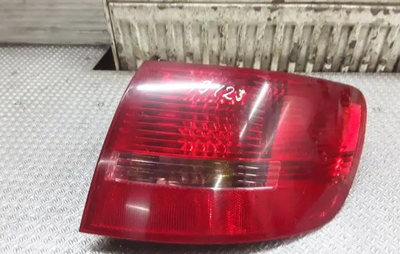 Audi A6 S6 C6 4F Rear/tail lights 89036920