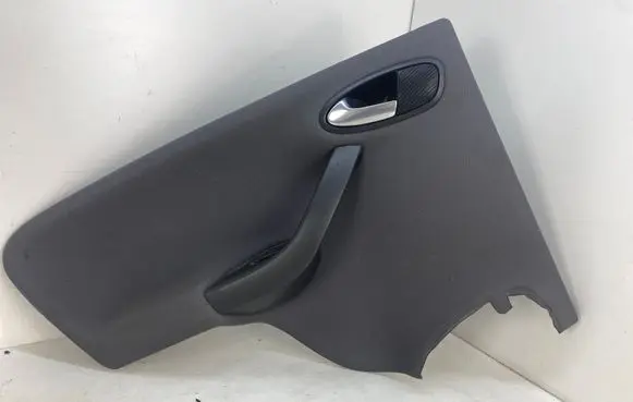 Seat Altea XL Rear door handle trim 5P0867113A 5P0867113
