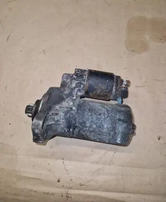 Volkswagen Golf IV Starter motor