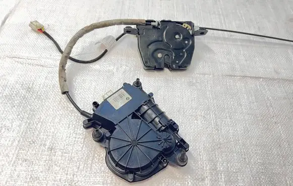 BMW X5 F15 Tailgate/trunk/boot lock/catch/latch 730344306 726954303