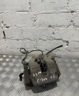 Mercedes-Benz C W204 Front brake caliper