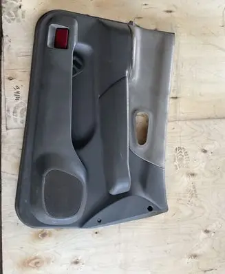 Mitsubishi Pajero Sport I Front door card panel trim