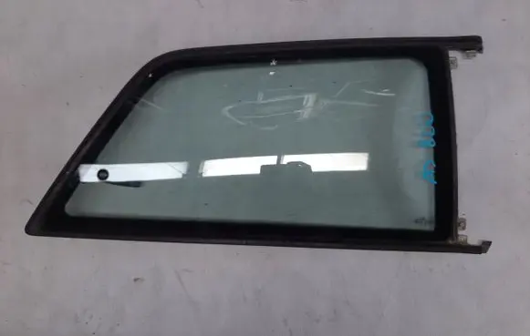 Audi A3 S3 8L Front triangle window/glass 