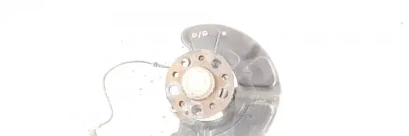 Mercedes-Benz E W212 Front wheel hub 2124201244 2123322401