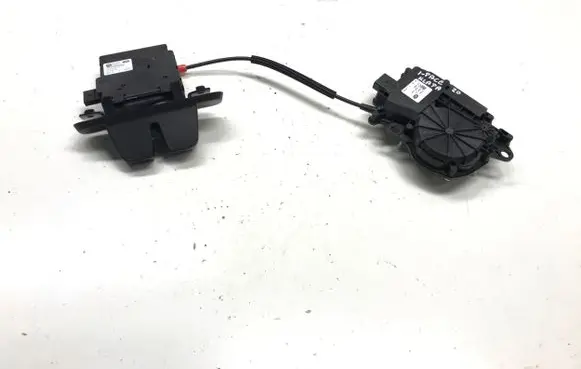 Jaguar I-Pace Tailgate lock latch CPLA442A66AF J9D3404C10AA