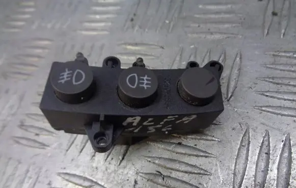Alfa Romeo 156 A set of switches 156046119