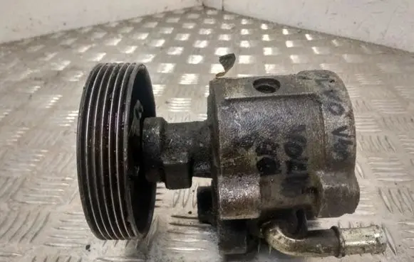 Renault Laguna I Power steering pump 7700872160D 7700843018 26041434