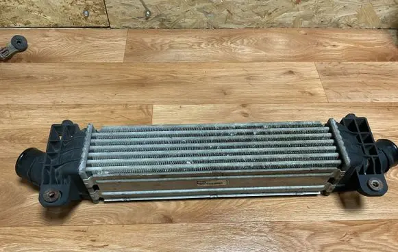 Ford Mondeo Mk III Intercooler radiator 1S7Q9L440 868963A IA1181