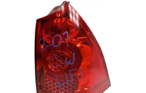 Peugeot 307 Rear/tail lights 557684A-KASACJA 557684A