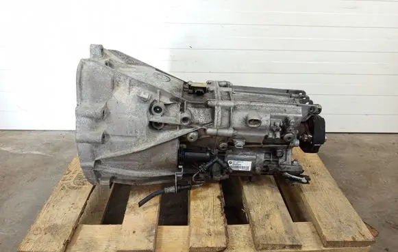 BMW 4 F32 F33 Manual 6 speed gearbox GS617CG 7609926