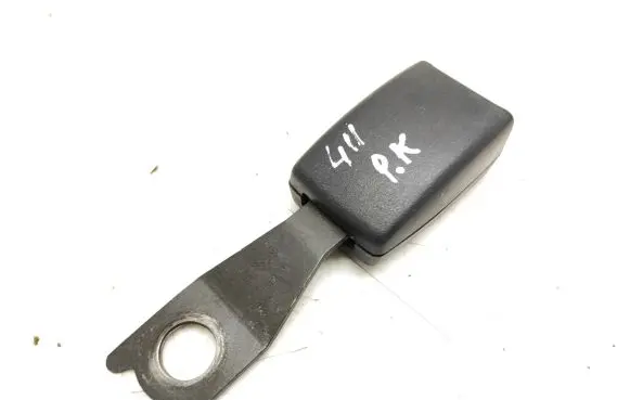 Suzuki Liana Front seatbelt buckle