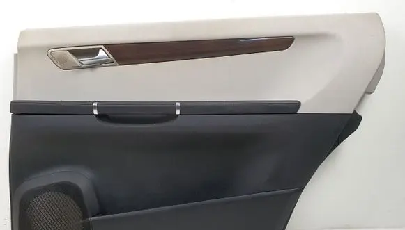 Mercedes-Benz R W251 Rear door card panel trim