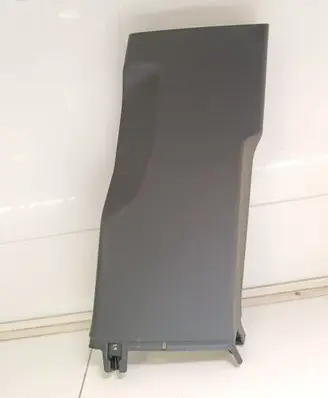 (B) pillar trim (bottom)
