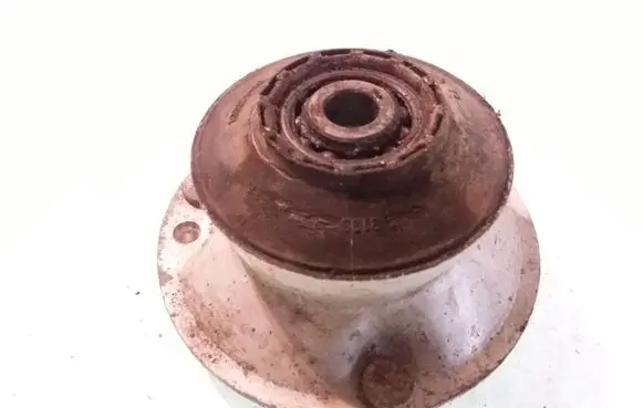 BMW 5 E39 Front upper strut mount 10637110 134590