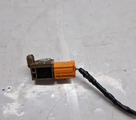 Mazda CX-5 Airbag deployment crash/impact sensor KD4557KC0 25008059286 0273042414