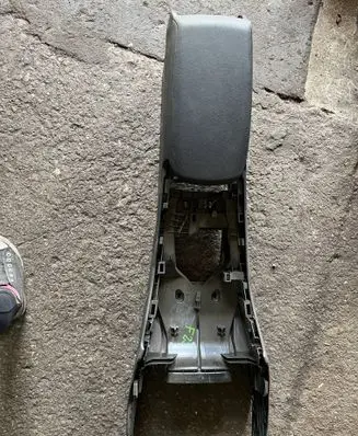 BMW X3 F25 Armrest 