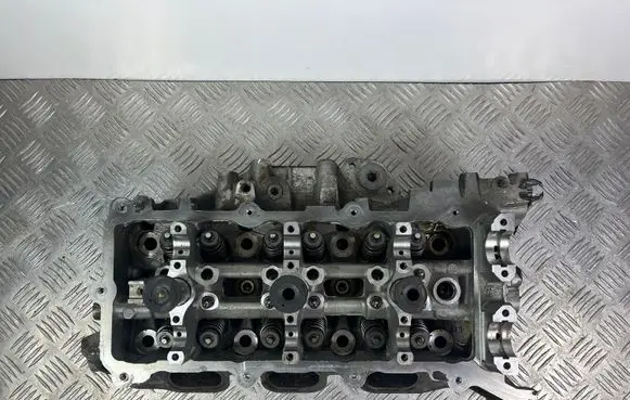 Dodge Durango Engine head 04893811AF