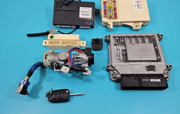 Hyundai i30 Engine control unit/module ECU 39112-2B080 IMPRK1411205