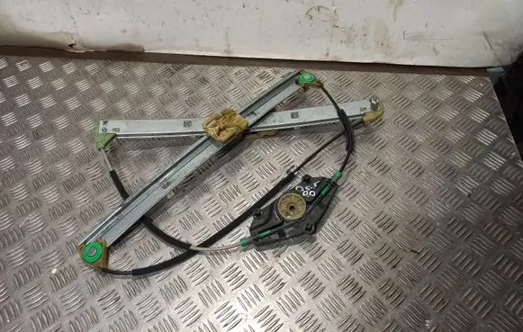 Audi Q5 SQ5 Front window lifting mechanism without motor 8R0837462B