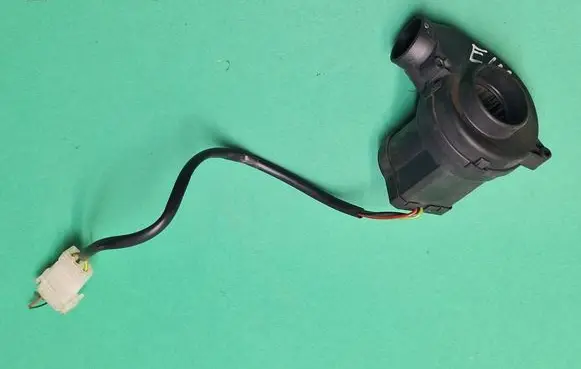 BMW 3 E46 Engine control unit/module fan 0130002831 129017451829