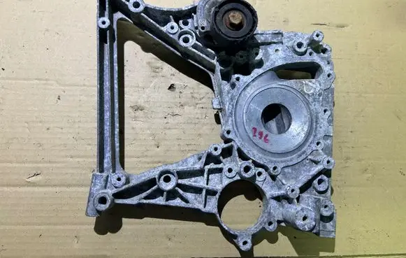 Mercedes-Benz Sprinter W906 Timing chain cover A6512012409
