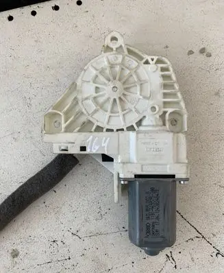 Audi A4 S4 B8 8K Front door window regulator motor 8K0959802A 12420240478