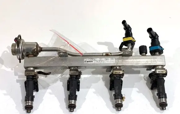 Opel Astra J Fuel main line pipe 55577580
