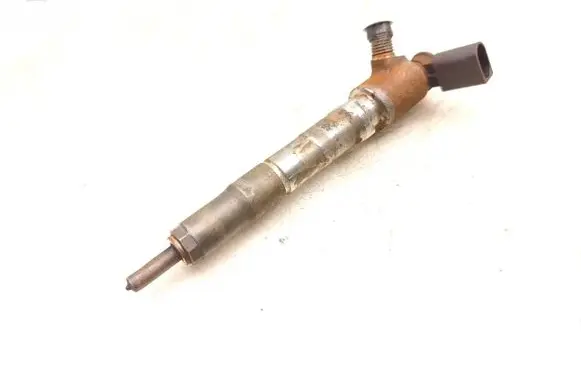 Ford Focus Fuel injector GK2Q9K546AC
