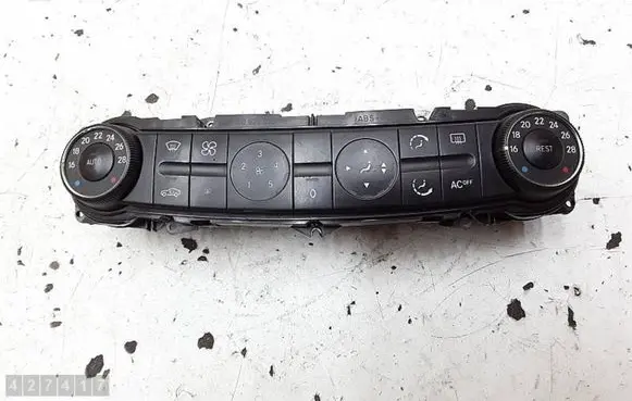 Mercedes-Benz E W211 Climate control unit 2118300385 00041002