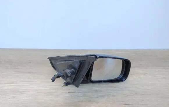Mitsubishi Galant Front door electric wing mirror 13170934