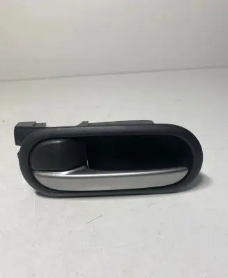 Mazda 2 Front door interior handle 