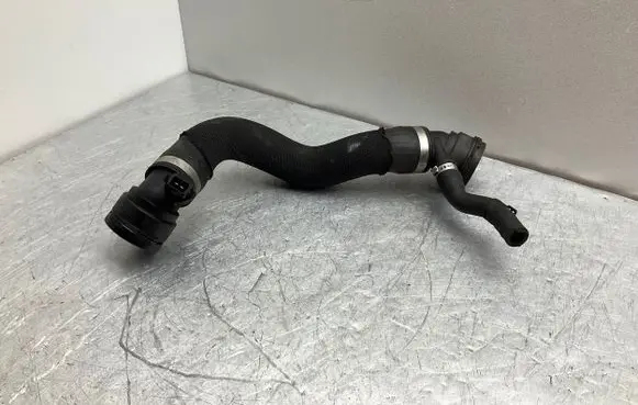 BMW 5 F10 F11 Engine coolant pipe/hose 7575427